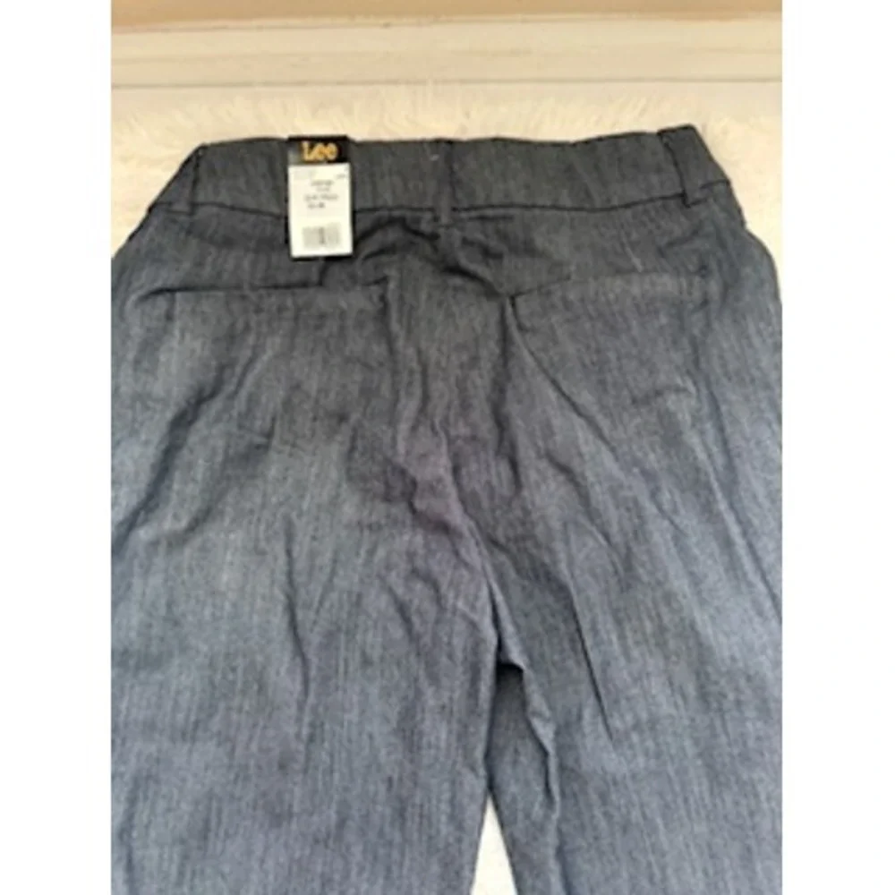 Lee Secretly Shapes Straight Leg Mid Rise Women Jeans Size 8 Long Dark Wash - Picture 2 of 6